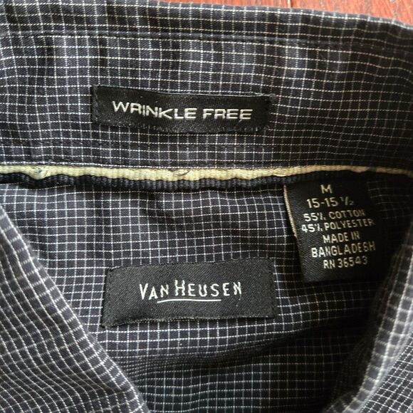 Van Heusen Mens Button Up Shirt Size Medium - Picture 3 of 4